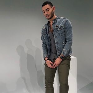 Meet your Posher, Moe